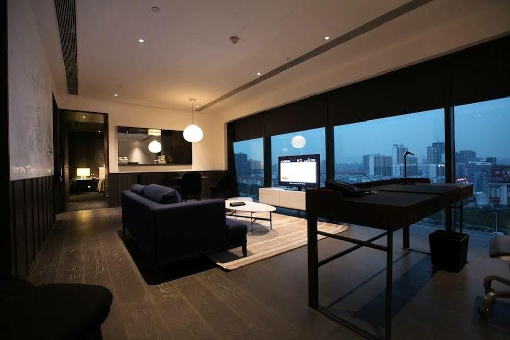 Le Meridien Zhengzhou Exteriör bild